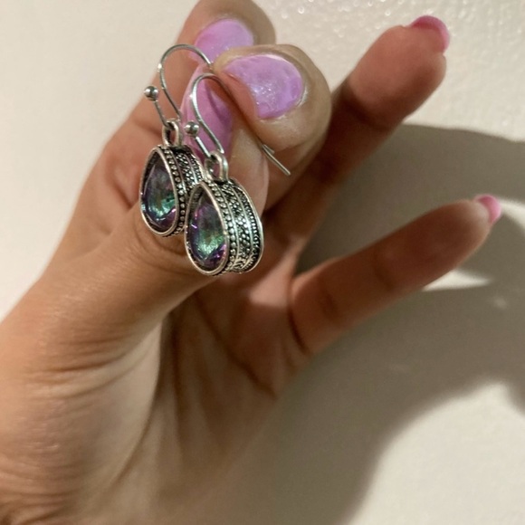 Amethyst Purple Teardrop Crystal Dangle Gemstone Tear Dainty Drop Earrings - Picture 5 of 7